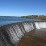 Vertedouro da represa de Santa Maria no Parque Nacional de Brasília